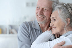 Older couples use Hyperbaric Oxygen Therapy in Edmonton for Longevity
